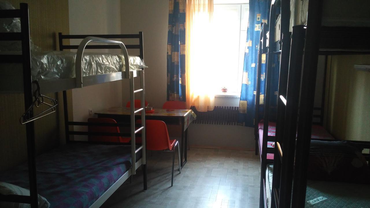 Hostel - Avaliani Street Zaporizhia Esterno foto