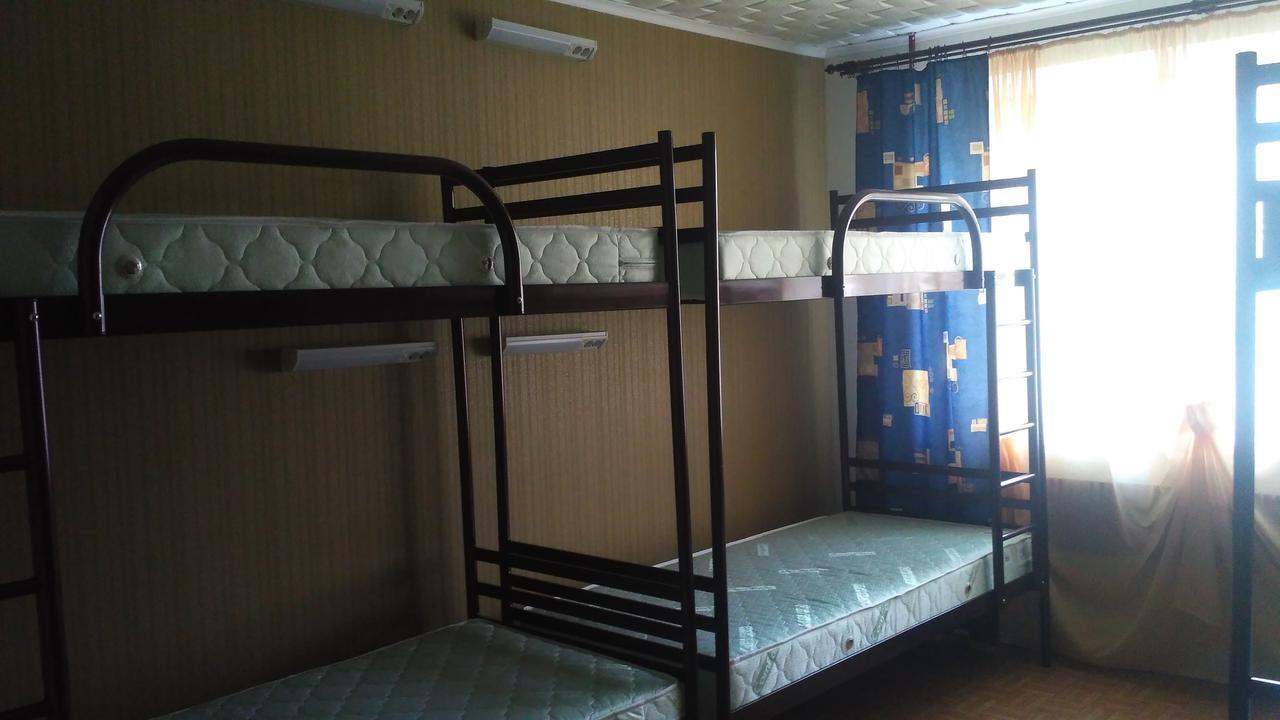 Hostel - Avaliani Street Zaporizhia Esterno foto